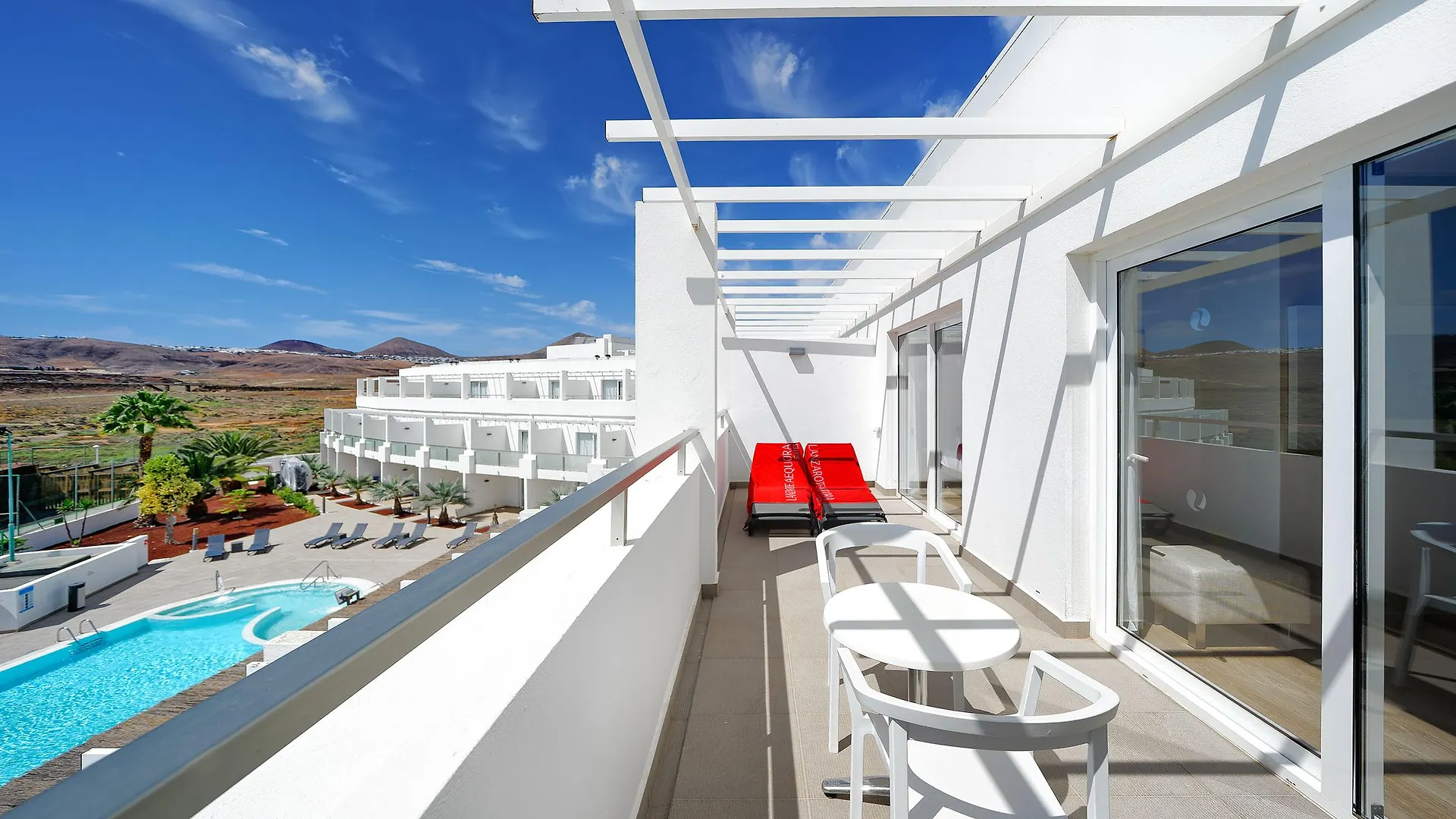 Отель Aequora Lanzarote Suites Пуэрто дель Кармен