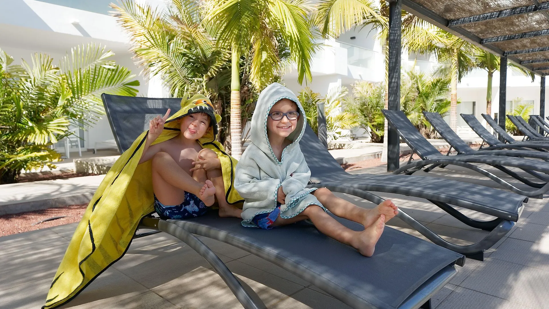 **** Отель Aequora Lanzarote Suites Пуэрто дель Кармен Испания