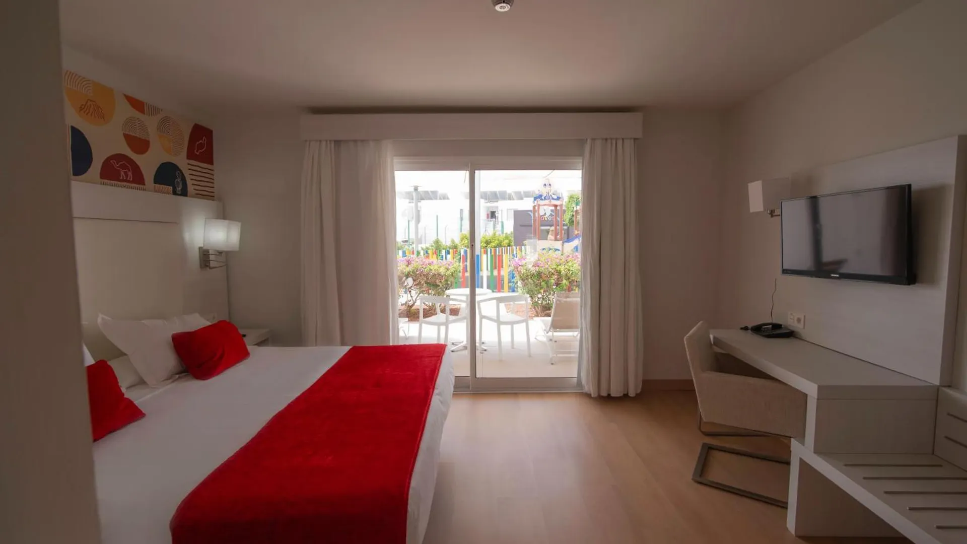 Отель Aequora Lanzarote Suites Пуэрто дель Кармен