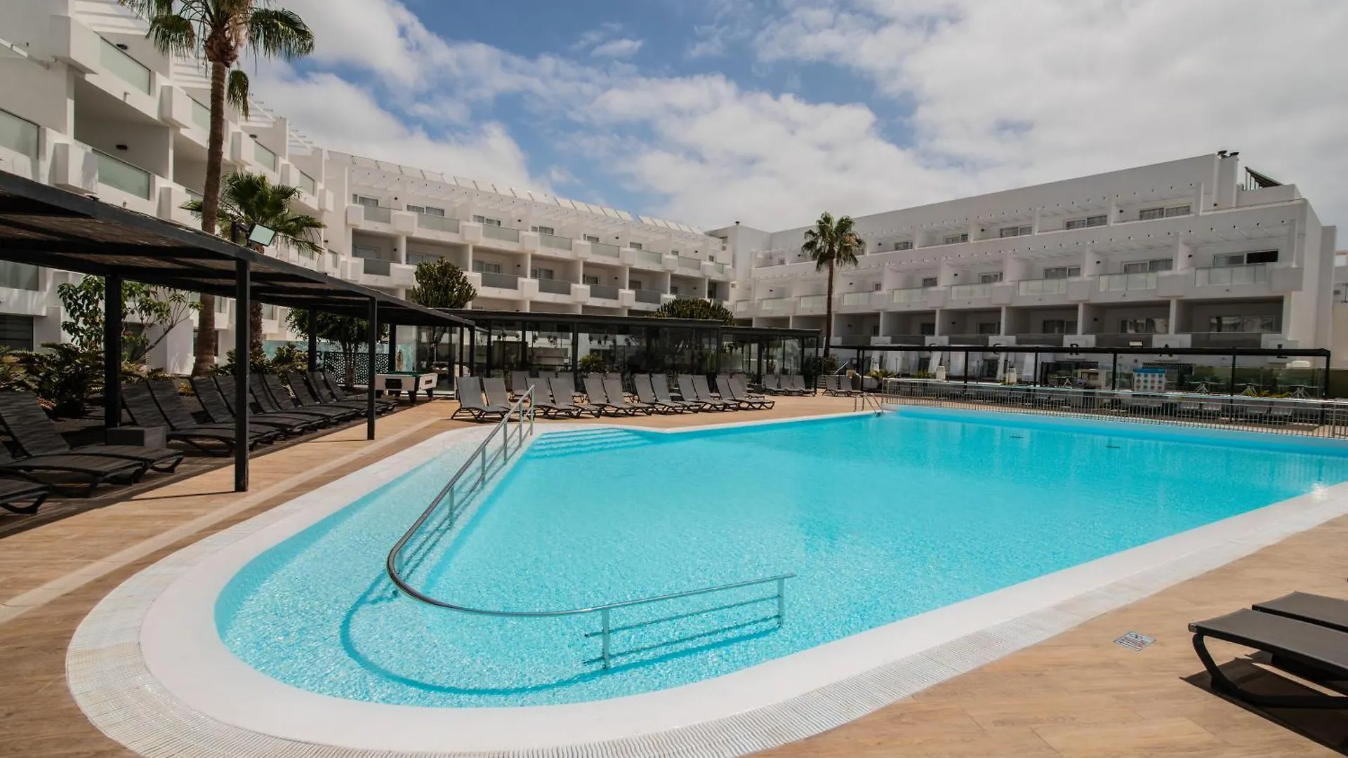 Aequora Lanzarote Suites Пуэрто дель Кармен
